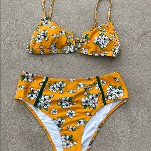 Cupshe current season size medium